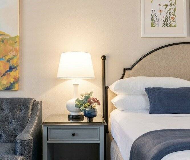 هتل The Lodge At Healdsburg, Tapestry Collection By Hilton