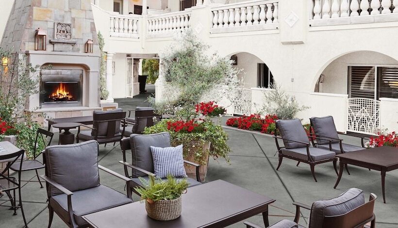 هتل The Lodge At Healdsburg, Tapestry Collection By Hilton
