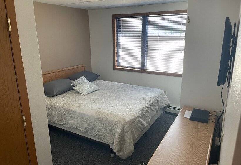 هتل Trophy Lodge Accommodations