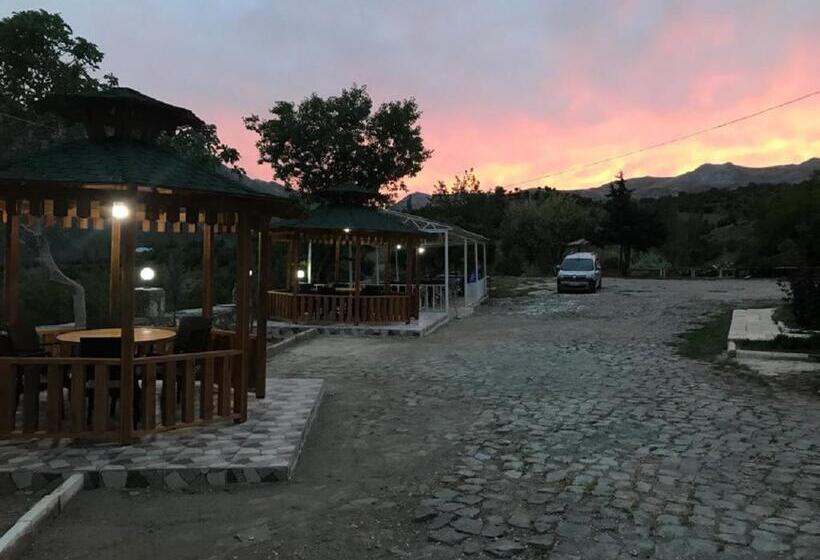 هتل Karadut Pension Nemrut