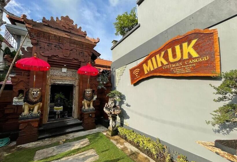 هتل Mikuk Cottages Canggu