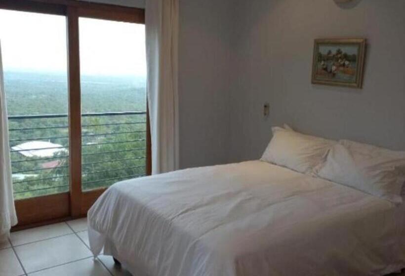 هاستل Thuto Centre Conferencing & Bush Lodge