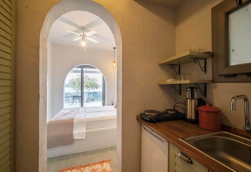 Güney In 5 Odası