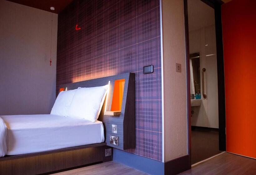 Easyhotel Dublin