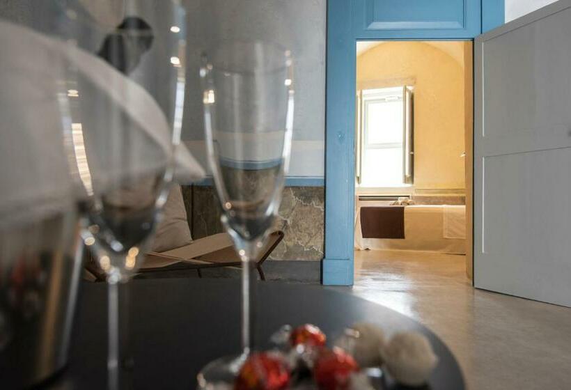 ベッドアンドブレックファースト Palazzo Angelica   Luxury Retreat Otranto