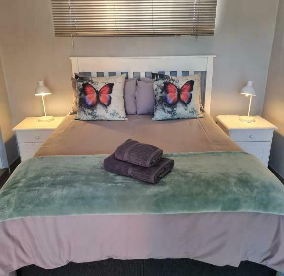 Пансион Lavender Lane Guesthouse