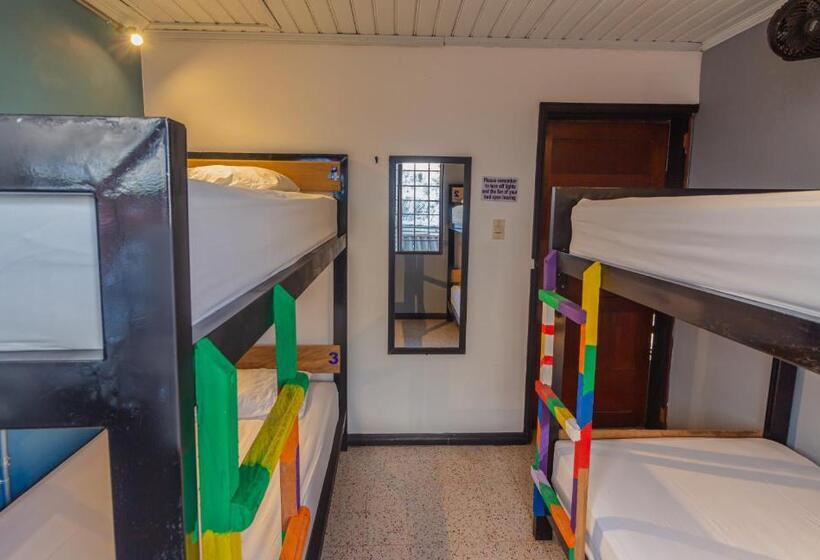 Tambo Hostel