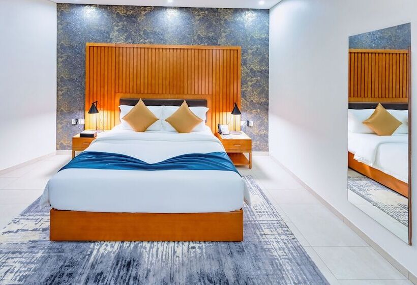 Alisa Hotel Tema