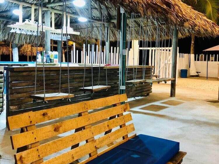 هتل Cabañas Bahia Azul