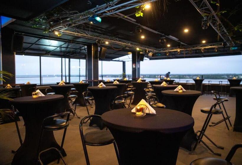 هتل Royal Breeze Paramaribo