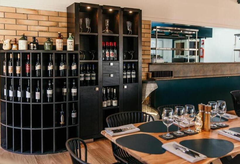 מוטל Oasis Motor Inn Blackall