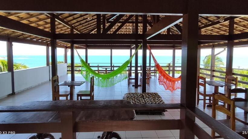 Praia Virgem Hostel