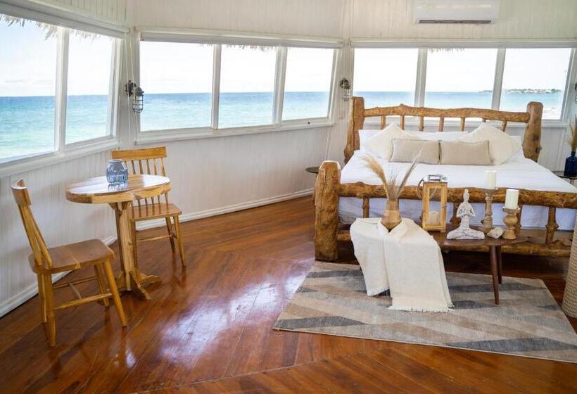 استراحتگاه Quinta Del Mar Crystal Beach