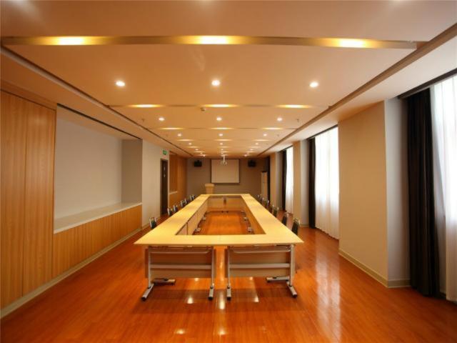 هتل Jinjiang Inn Select Wuxi Nanchang Street Huaqing Bridge Metro Station