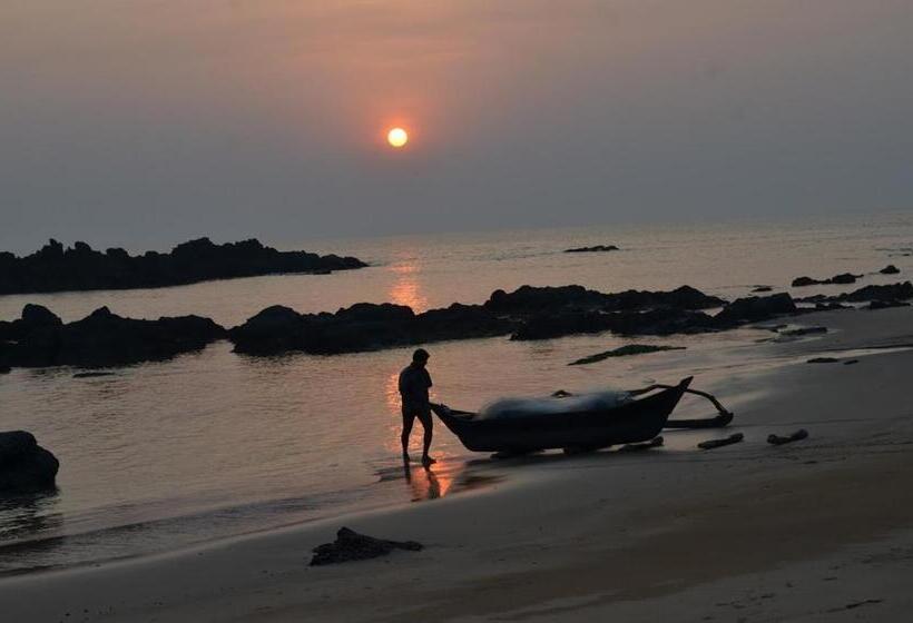 منتجع Cola Beach Sunset Bay