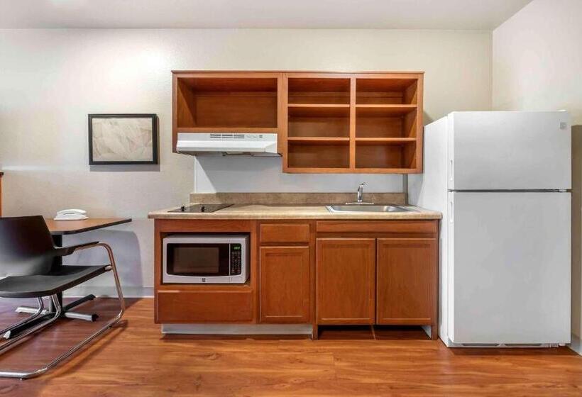 هتل Extended Stay America Select Suites   Jackson   South