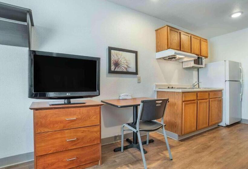هتل Extended Stay America Select Suites   Jackson   South