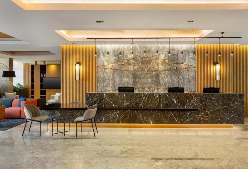 هتل Ramada Plaza Sultanahmet
