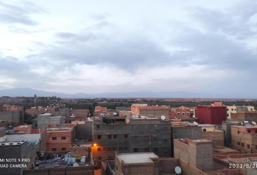 تختخواب و صبحانه Afgo Hostel