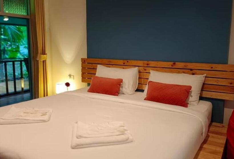 تختخواب و صبحانه Nua Tone Resort Bang Tao & Cafe