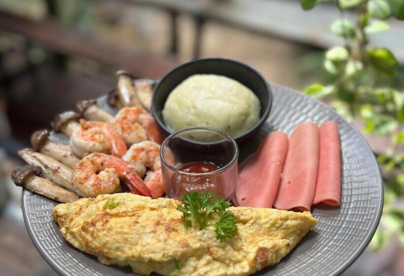 تختخواب و صبحانه Nua Tone Resort Bang Tao & Cafe