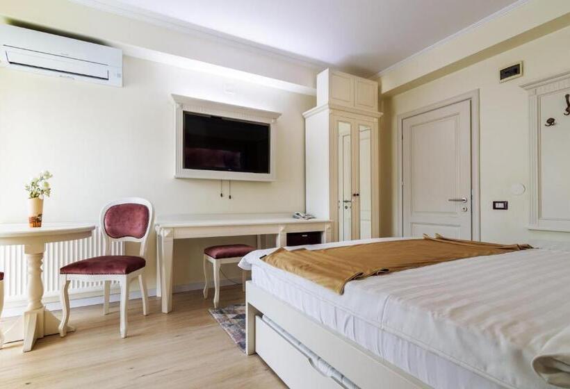 هتل Central   Baile Olanesti
