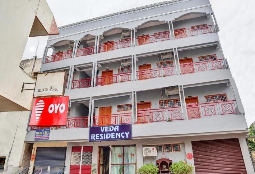 هتل Flagship Veda Residency