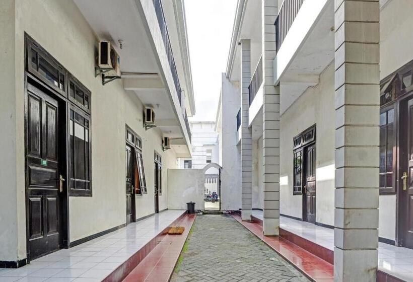 ホテル Oyo 90735 Palem Garden 2