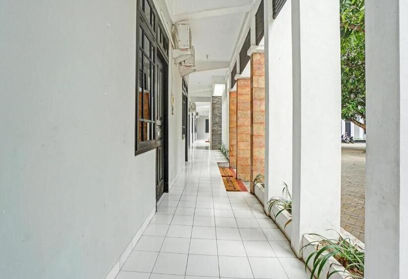 ホテル Oyo 90735 Palem Garden 2