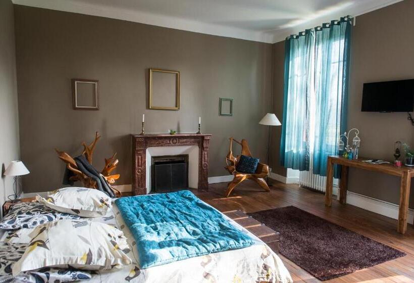 민박 Les Chambres D Hôtes Du Domaine De Lugazaut