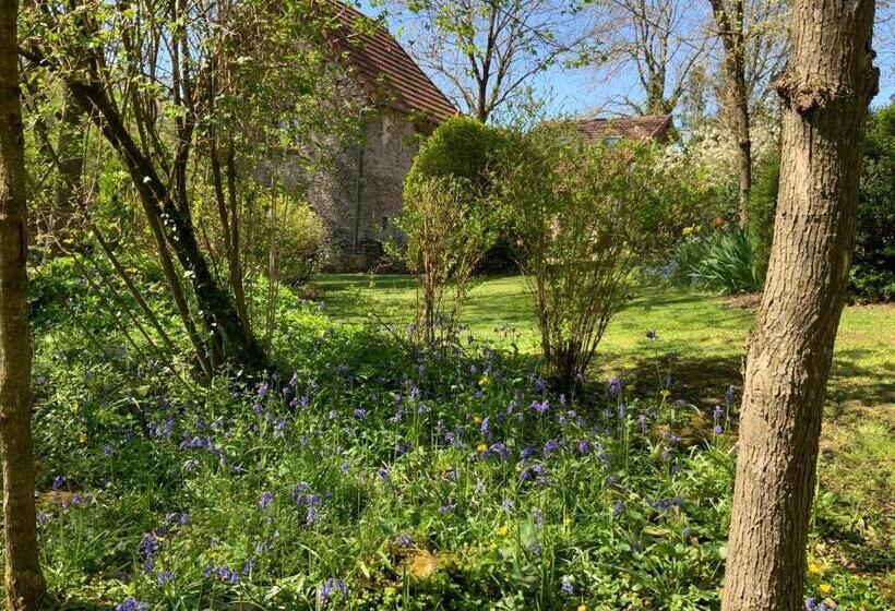 مبيت وإفطار Le Moulin De La Castellerie