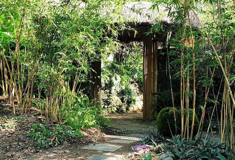 مبيت وإفطار Maka Kalinaw 6 Wabi Sabi Room, Forest And Garden View