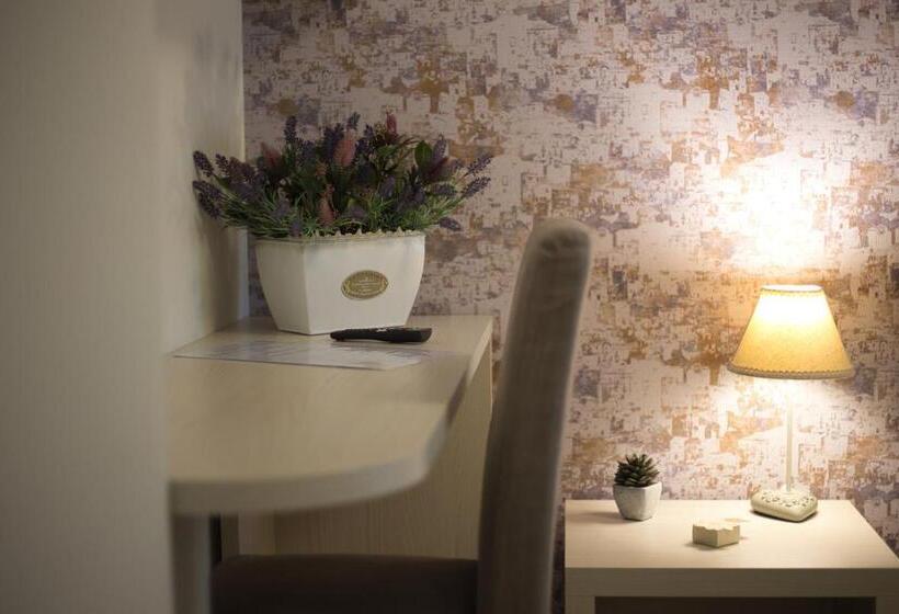 مبيت وإفطار Villaggio Cristina