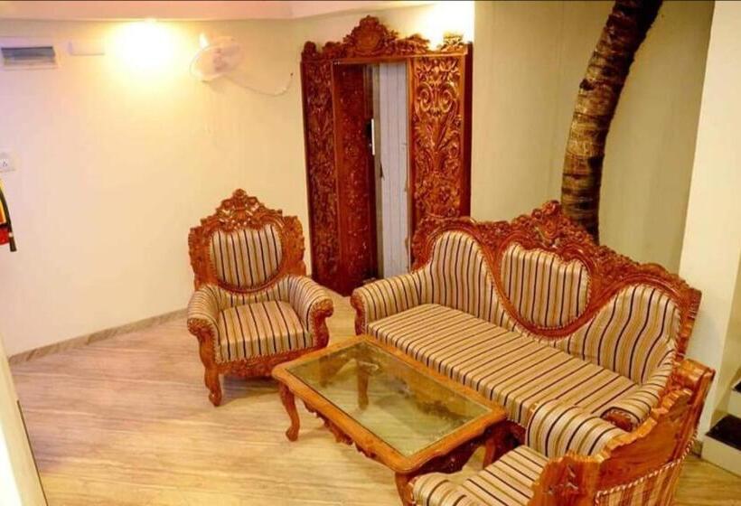 호텔 Shalimar Executive, Uran Islampur