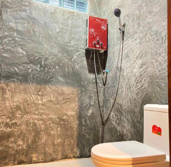 Pension (Hôtel basse catégorie) ลุงนะ โฮมสเตย์ ปางอุ๋ง แม่ฮ่องสอน