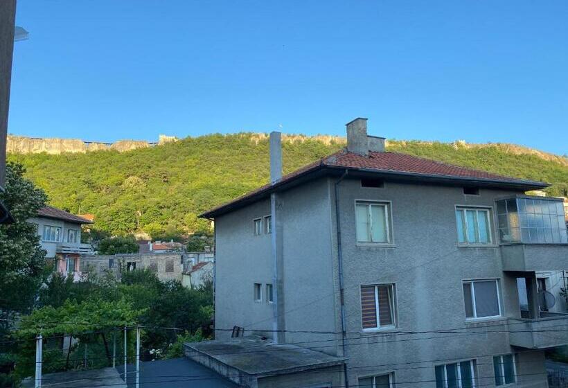پانسیون стаи за гости маринови