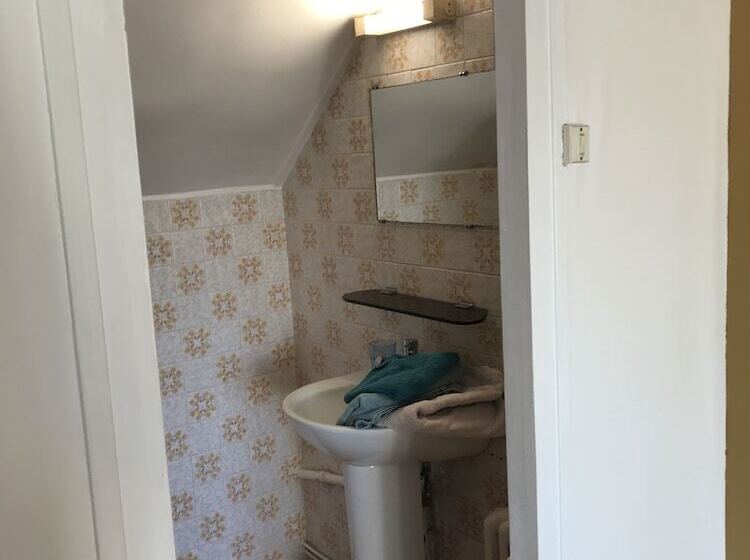 Пансион Auberge Du Camfrout