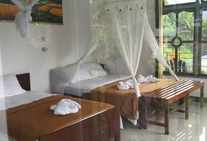 پانسیون Bintang By Tobias Lodge Cafe & Restaurant