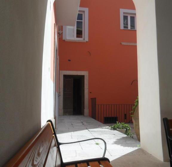 بنسيون Palazzo Gentilizio De Maffutiis