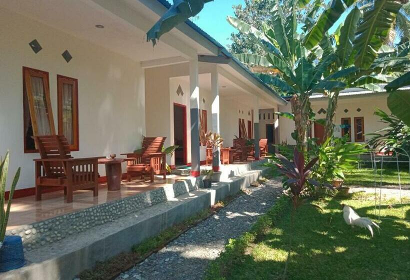 بنسيون Riung Guesthouse