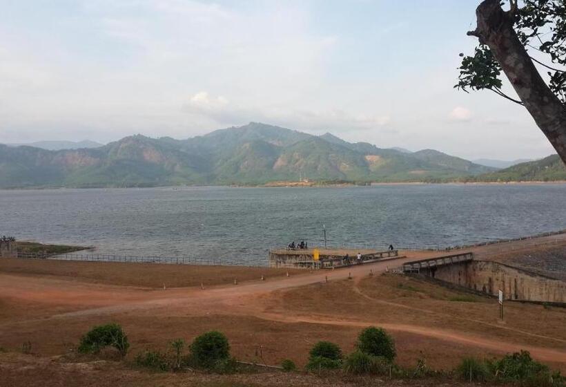 渡假胜地  Chomdao Baan Manisa