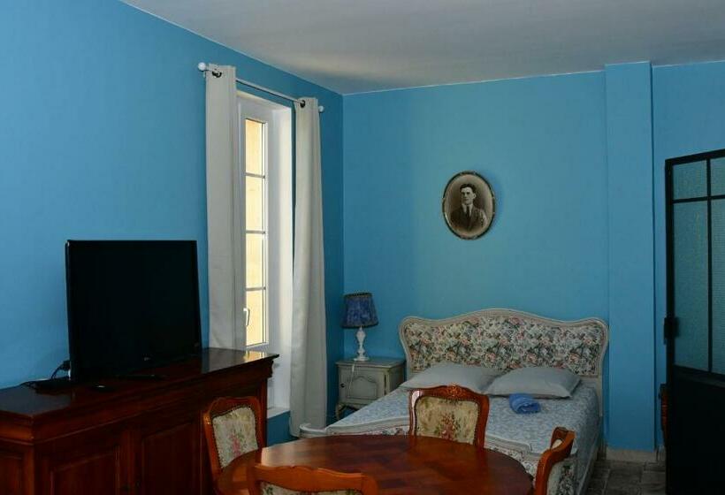 ベッドアンドブレックファースト Demeure Sainte Clotilde, événementiel Et Chambres D Hôtes à Neffies