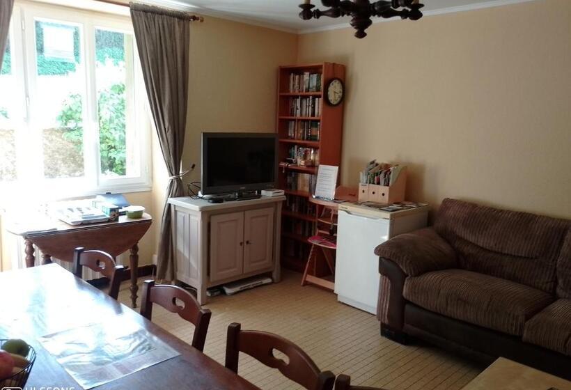 Bed and Breakfast Maison Belvoir