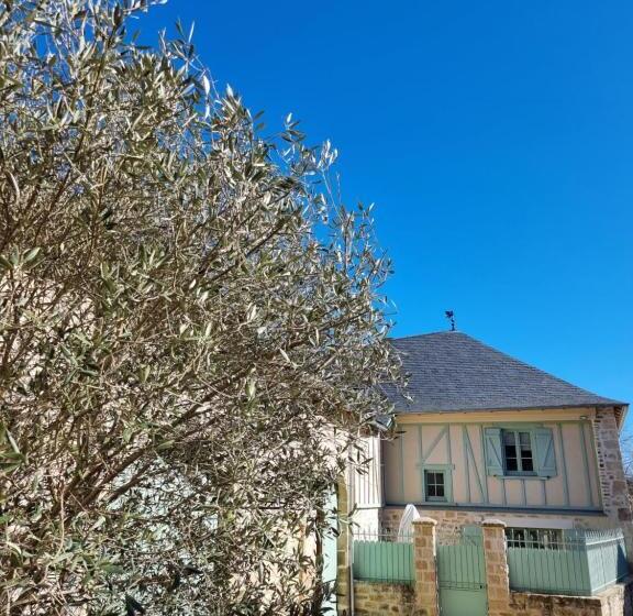 مبيت وإفطار Maison D Hôtes Les Jardins Saint Eloi