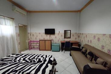 Capital O 91650 Hotel Pratama