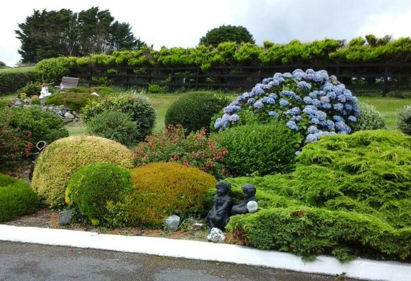 Copperfield House B & B