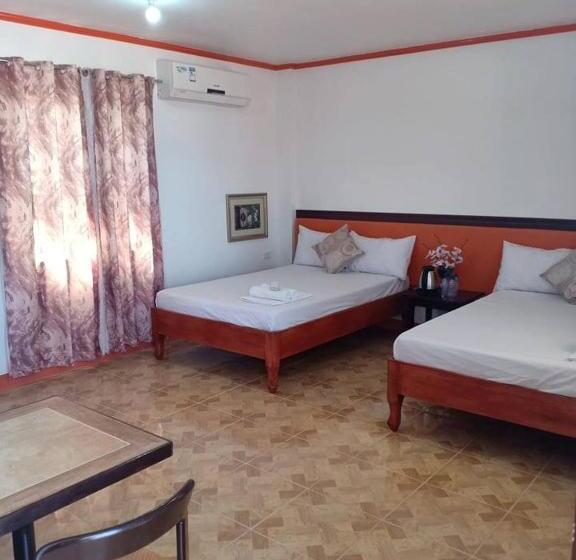 Cris Del Mar Resort
