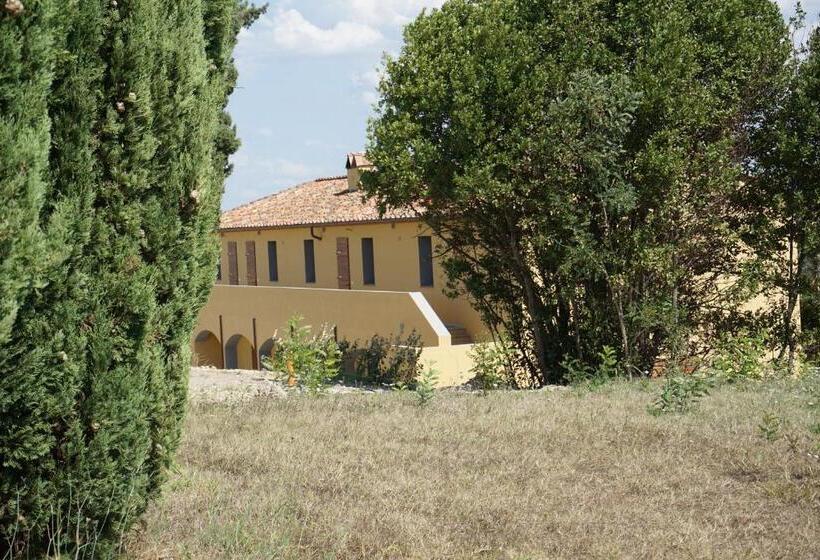 호텔 Agriturismo Cheloni