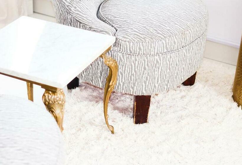 בית מלון כפרי Happy Hen Guest Lodge