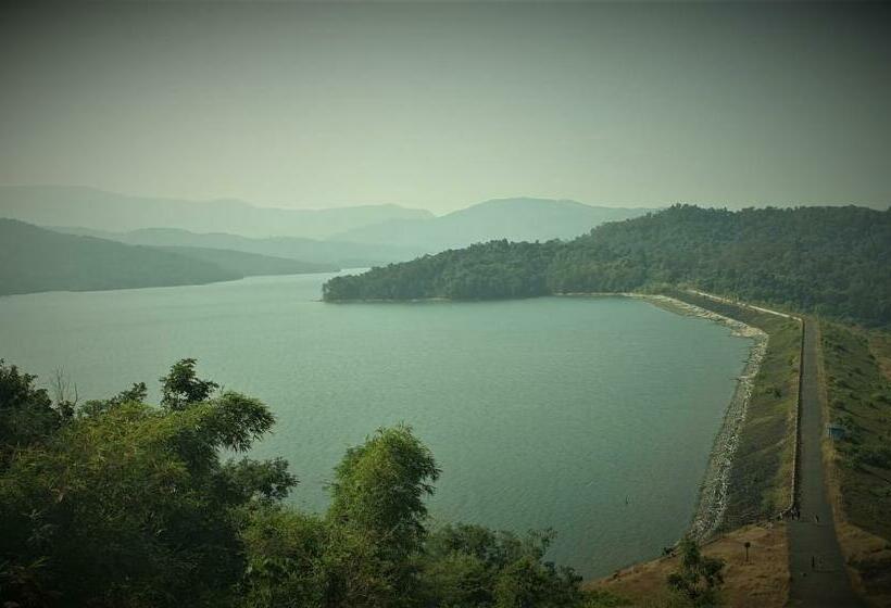 호텔 Life Farms   Near Mopa Airport Goa